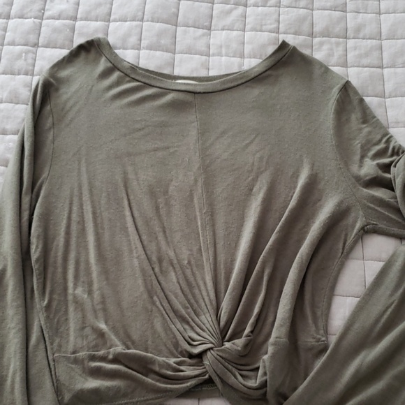 Long sleeve crop top - Picture 2 of 4